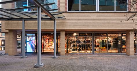 nike employee store hilversum|nike headquarters phone number.